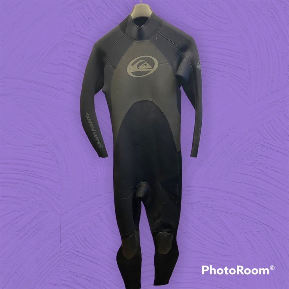 Quicksilver wet suit